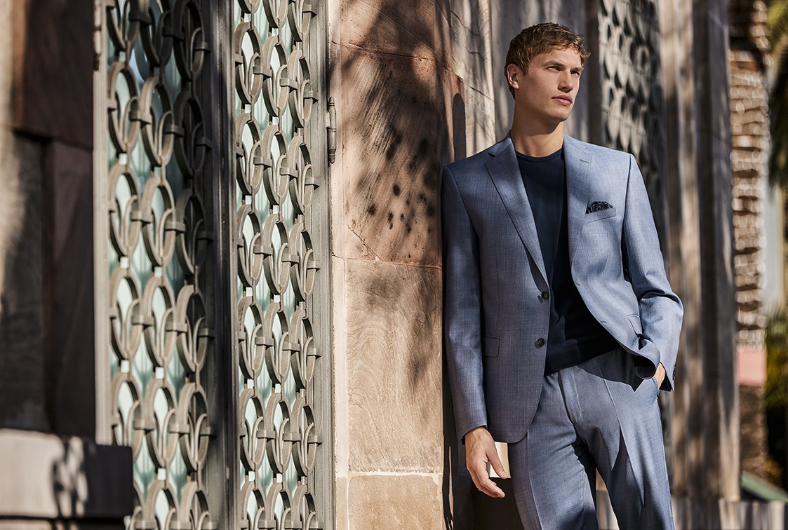 Carl Gross Anzug Mann